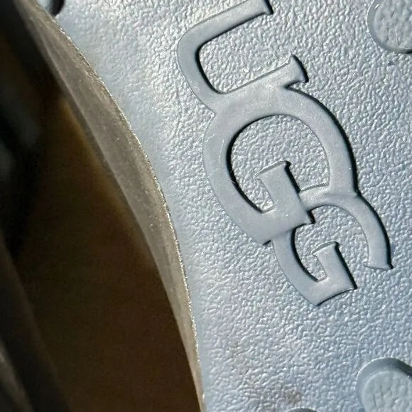 UGGS youth thinsulate winter‎ boots size 5