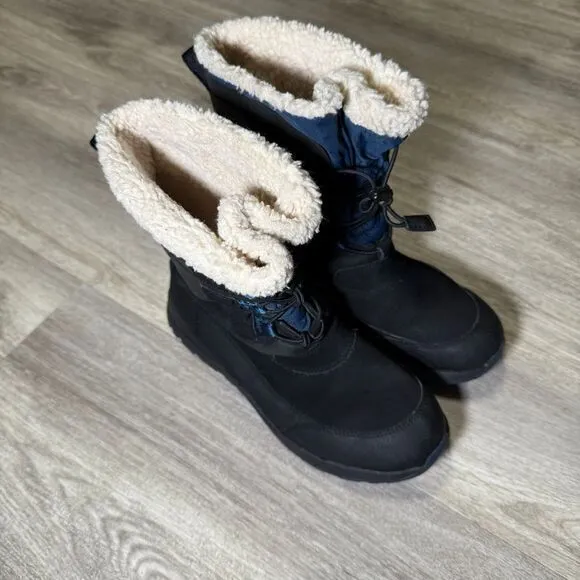 UGGS youth thinsulate winter‎ boots size 5