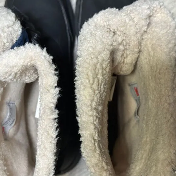 UGGS youth thinsulate winter‎ boots size 5