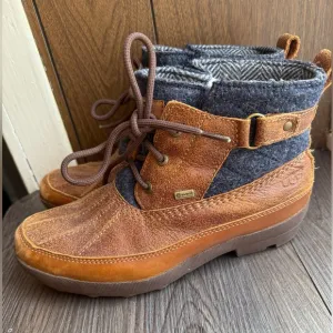 UGG waterproof ankle boots Size 8