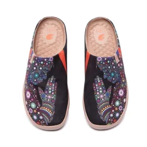 UIN Women's Casual Slippers Comfort Soft Walking Shoes (Pray for Goodness)