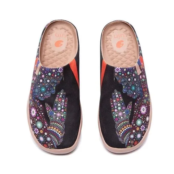 UIN Women's Casual Slippers Comfort Soft Walking Shoes (Pray for Goodness)