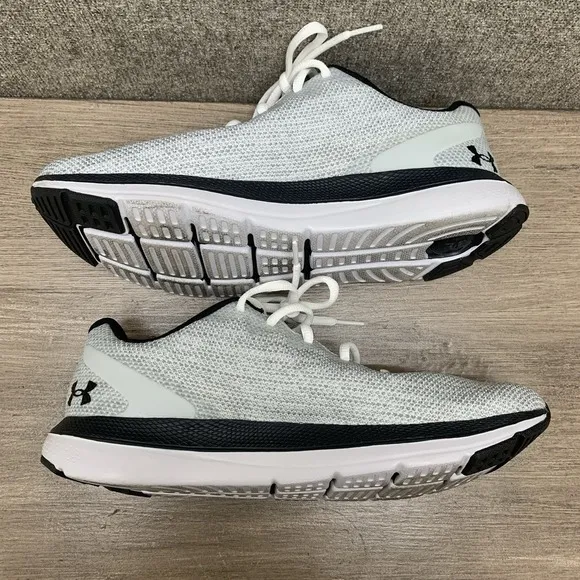 Under Armour 3024875 100 UA Charged Impulse Knit 2 White/Black Shoes Sz 9 EUC