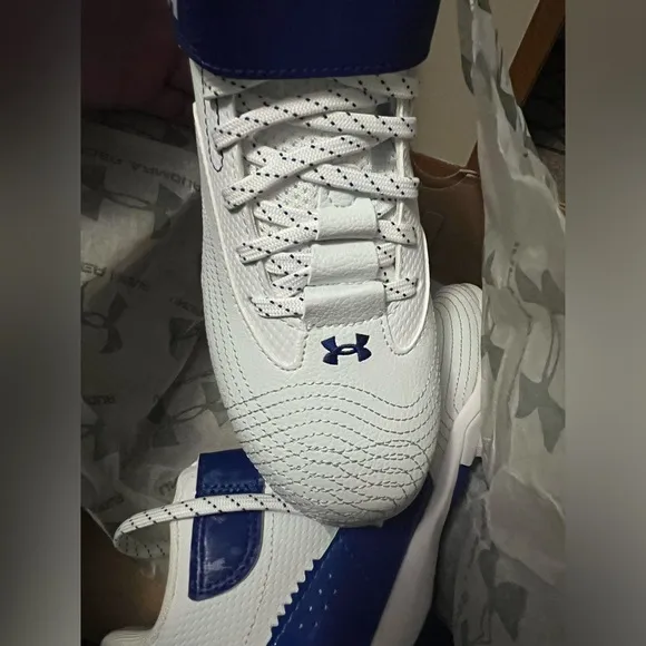 Under Armour Under Armour Men's Harper 7 Mid Rubber Molded Baseball Cleats Sz 3
