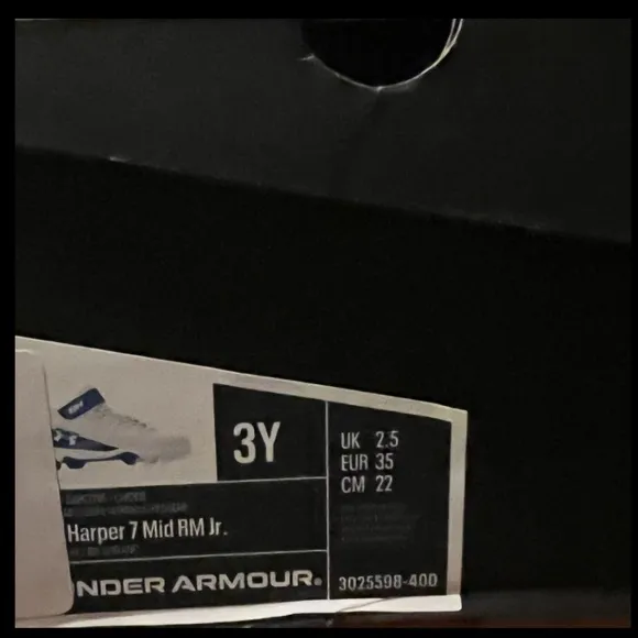 Under Armour Under Armour Men's Harper 7 Mid Rubber Molded Baseball Cleats Sz 3