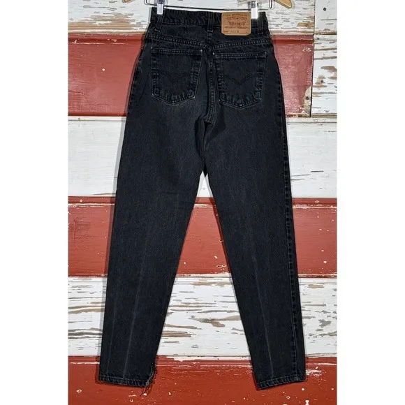 USA Vintage Levi's 550 Relaxed Fit Tapered Leg Black Jeans Women's