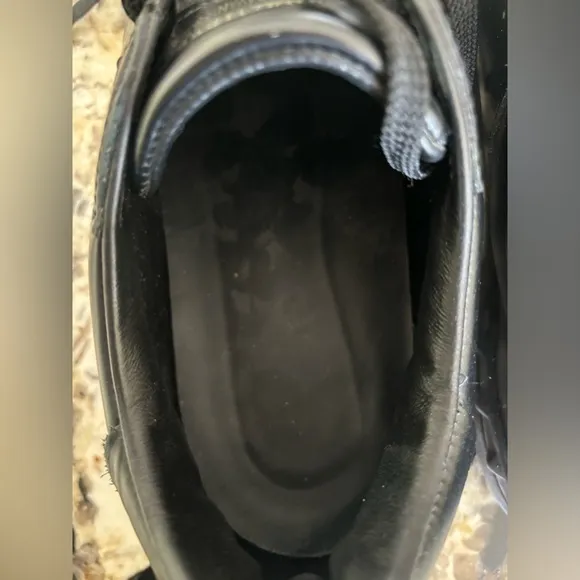 Valentino GARAVANI FACE UFO SNEAKERS IN BLACK Size 9
