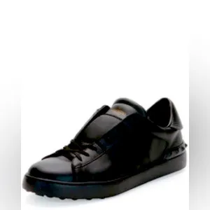 Valentino GARAVANI FACE UFO SNEAKERS IN BLACK Size 9