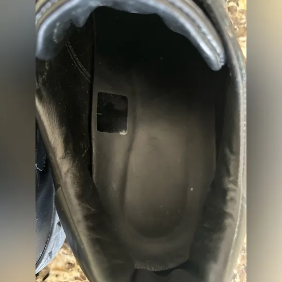 Valentino GARAVANI FACE UFO SNEAKERS IN BLACK Size 9