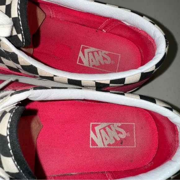 VANS Checkered Neon Pink Sneakers Men 10.5 Era 2 Tone Shoes Lace Up Canvas Skate