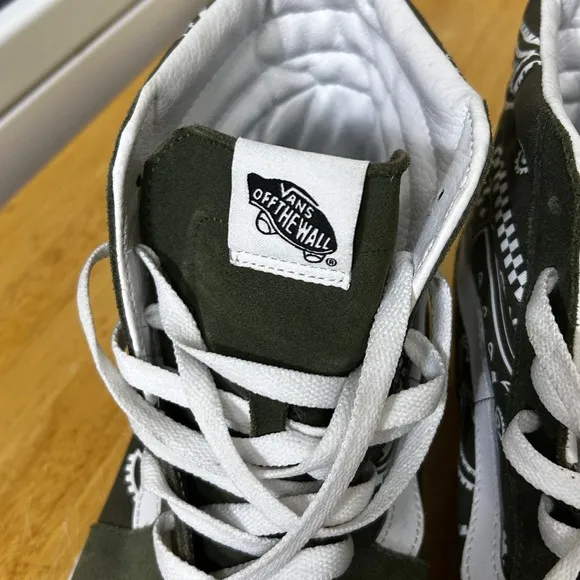 Vans‎ Green Sneakers size 13