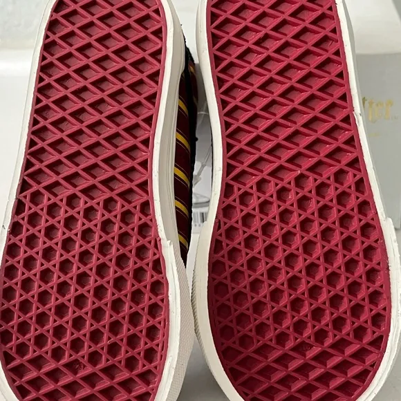 Vans Harry Potter Ski-Hi Zip toddler Gryffindor High-Top Sneakers size 8 NEW
