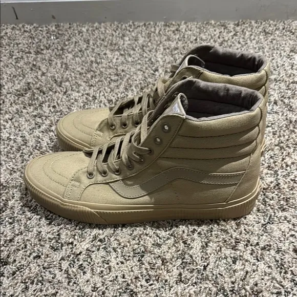 Vans Khaki Sk8 Hi Re High-Top Sneakers
