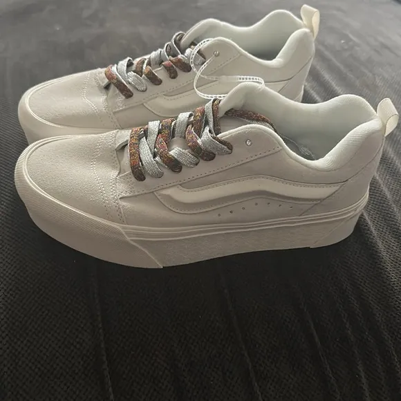 Vans KNU STACK Sneakers white with Multi Laces Sz 9.5