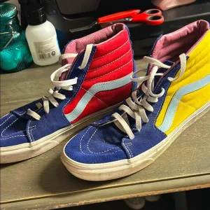 Vans men’s 10 - Colorful High-Top Sneakers