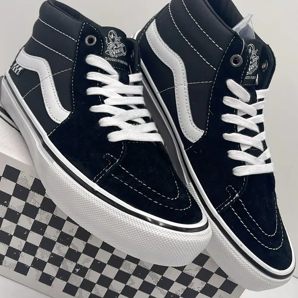 Vans Men’s Black White High-Top Sneakers Skate Grosso MidBlack/White/Emo Leathr
