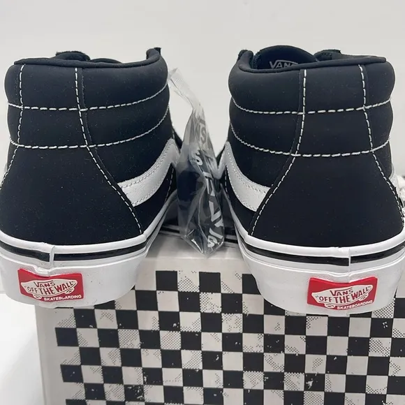 Vans Men’s Black White High-Top Sneakers Skate Grosso MidBlack/White/Emo Leathr