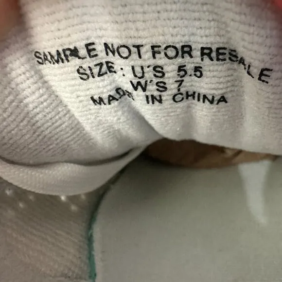 Vans Sample Upland Shoe Sneakers