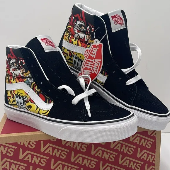 Vans WMNS High-Top Sneakers - Black and Red Sk8-HiSanta Flame BlackVN0A4BVTBLK