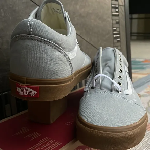 Vans WMNS Old Skool(Gum) High Rise/True WhtVN0A3WKT3ZC Sneakers