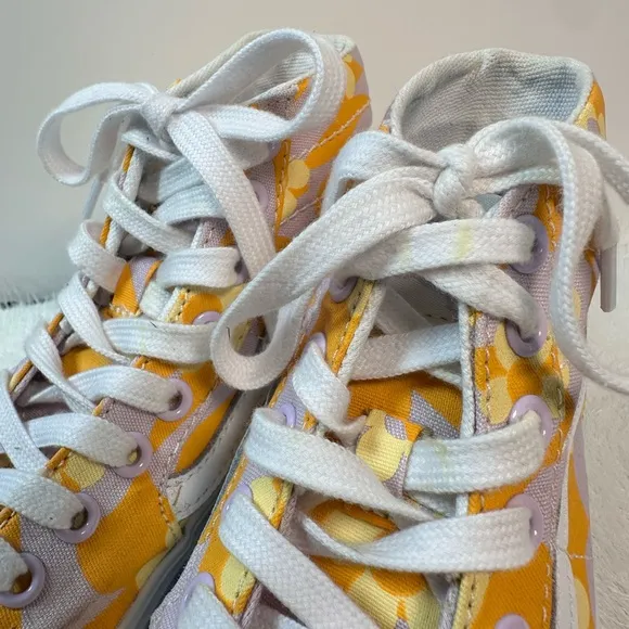 Vans Women's Sneakers - Yellow and White Floral 🌼🌼