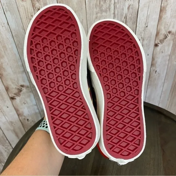 Vans x Harry Potter Sk8-Hi Gryffindor Sneakers Size 11 Kids