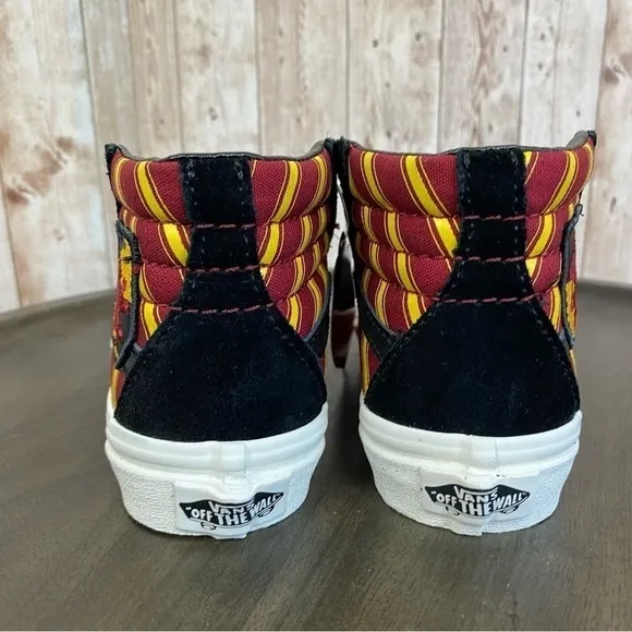 Vans x Harry Potter Sk8-Hi Gryffindor Sneakers Size 11 Kids