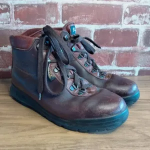 Vasque Boots Mens Size 8.5 Leather Work Boots Cowhide
