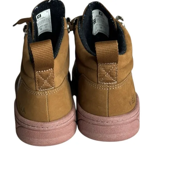 VEJA Nubuck Brown Lavender Roraima High Top Sneaker Size 8