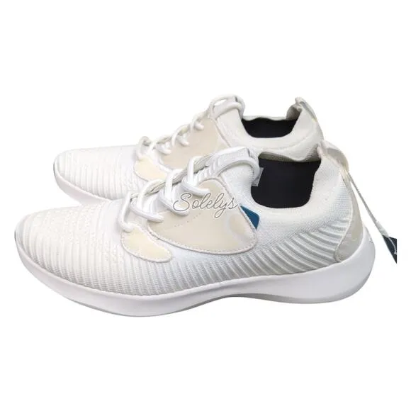 Vessi Everyday Move 2.0 Polar White Waterproof Dyma-Tex Knit Sneaker Womens 9