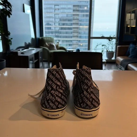 Vetements High Sneakers