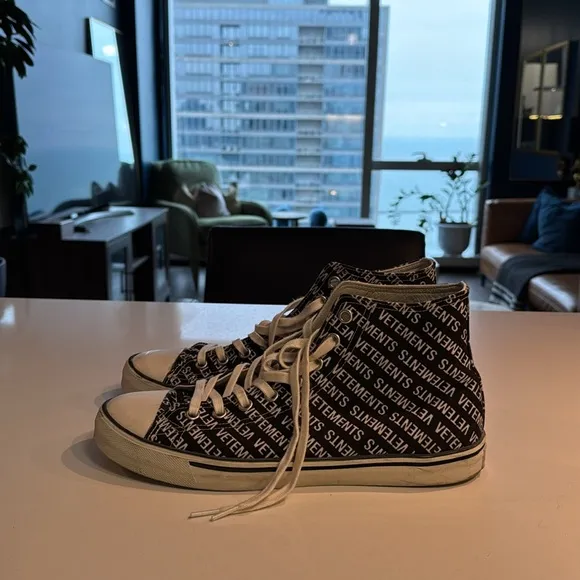 Vetements High Sneakers