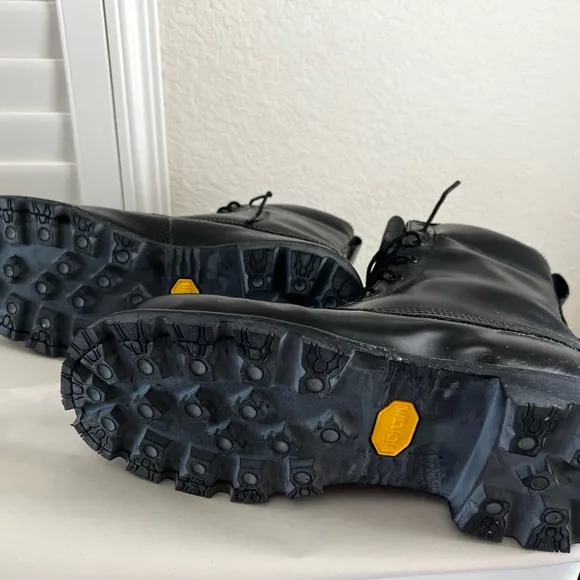 Vibram Black Leather Combat Utility Lace Up Boots