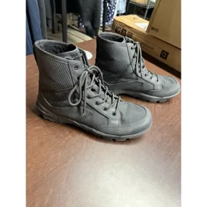 VIKTOS Men's Johnny Combat Tactical Waterproof Boots Size 12 Mens Very Clean