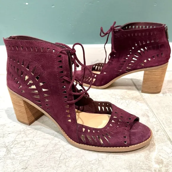 VINCE CAMUTO tarita ANKLE BOOTIES lace up BOOTS cut out heels womens 13 new plum
