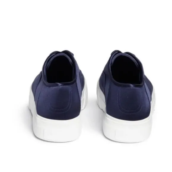 Vince Copley Satin Platform Lace Up Minimalist Sneakers in Navy Size 8