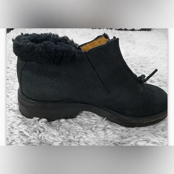 Vintage Cole Haan Womens steel toe Brazil Leather Ankle boots F4429 size 8.5 AA