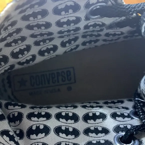Vintage Converse Batman High Top Sneakers Size 4