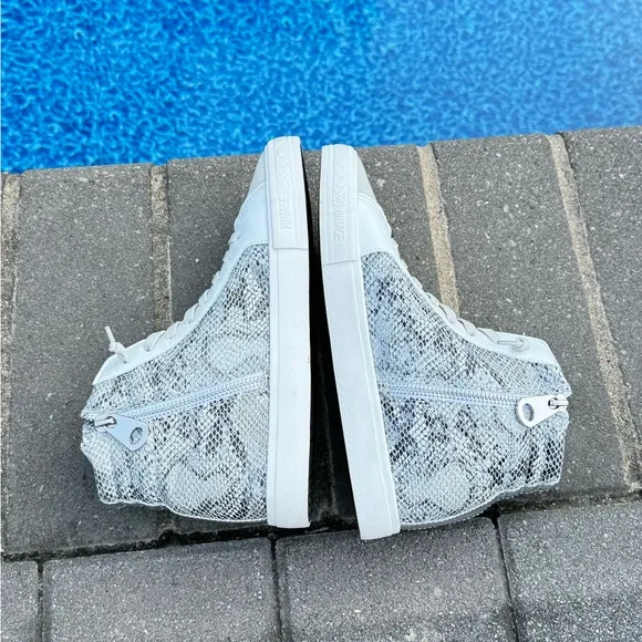 Vintage‎ Havana High top sneakers. Size 9.5