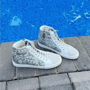Vintage‎ Havana High top sneakers. Size 9.5