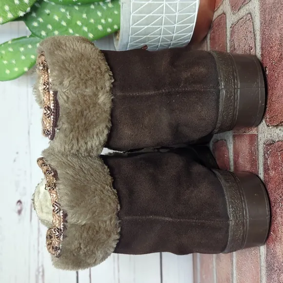 Vintage Yodelers Boots Ski Snow Norwegian Fur Shoes Boho Festival Scandinavian 8