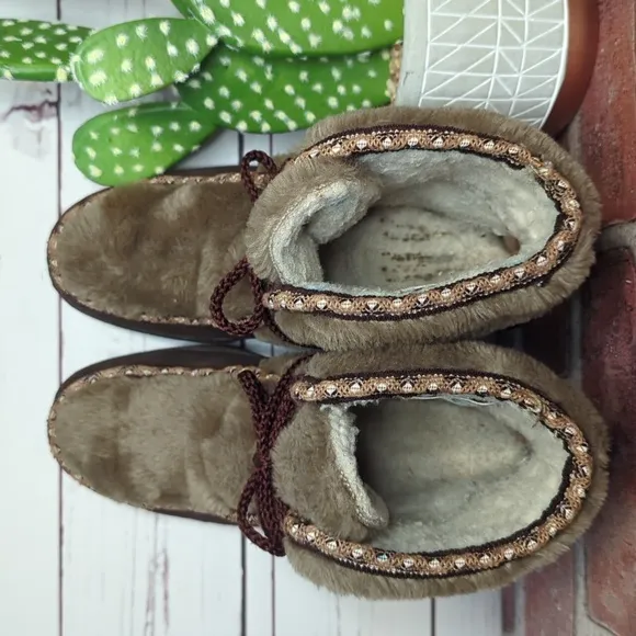 Vintage Yodelers Boots Ski Snow Norwegian Fur Shoes Boho Festival Scandinavian 8