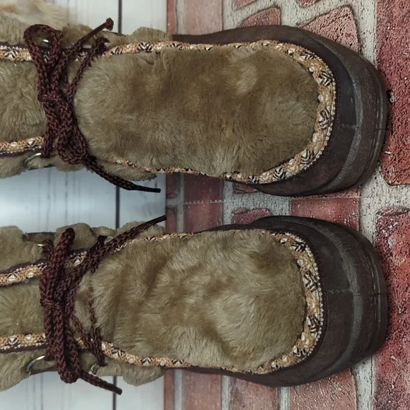 Vintage Yodelers Boots Ski Snow Norwegian Fur Shoes Boho Festival Scandinavian 8