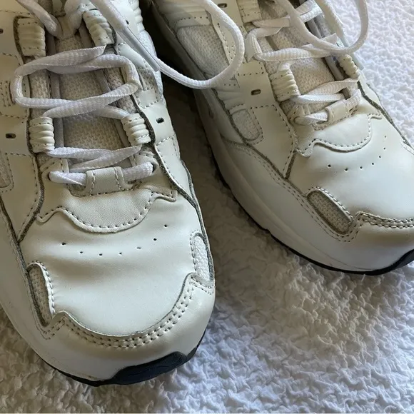Vionic 23Walk Tennis Walking Shoes Sneakers White Women's Size 9 Wide