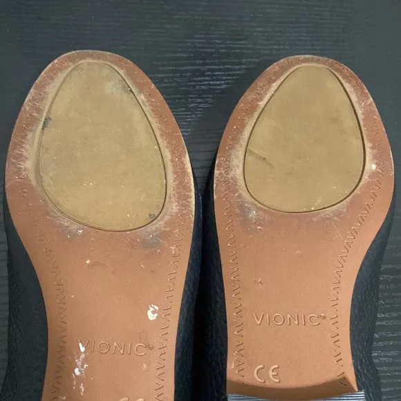 Vionic Amora Faux Fur Women's Slip-on Casual Shoes 6.5 Black Fleece Lining
