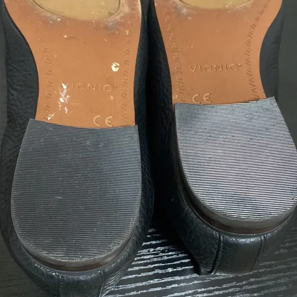 Vionic Amora Faux Fur Women's Slip-on Casual Shoes 6.5 Black Fleece Lining