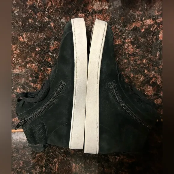 Vionic jenning high top sneakers size 9.5