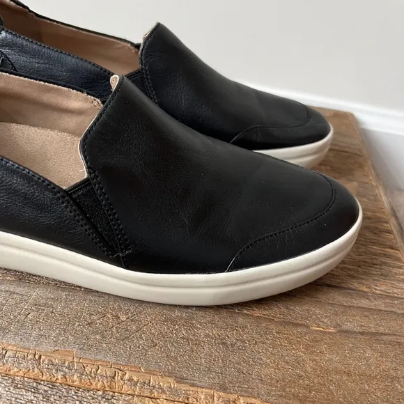 Vionic Shoes Womens 7.5 Black Penelope Croc Slip On Leather Comfort Low Top