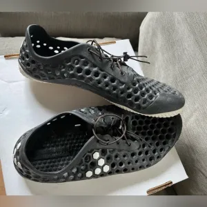 Vivobarefoot black Honeycomb shoes