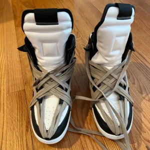 VOGALSTAND (rick Owen’s inspired) high top sneakers (new)